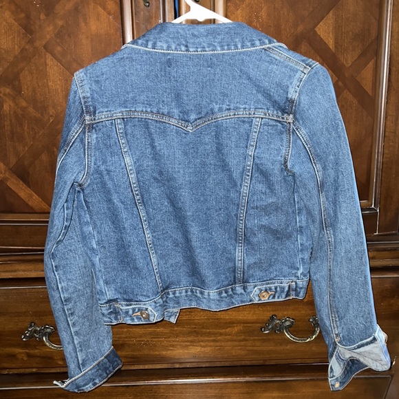 Jean Jacket - Picture 2 of 3